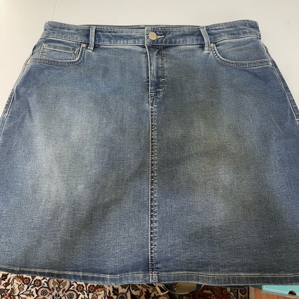 Tommy Bahama Boracay Indigo Short Skirt Med Ocean Wash Sz 14